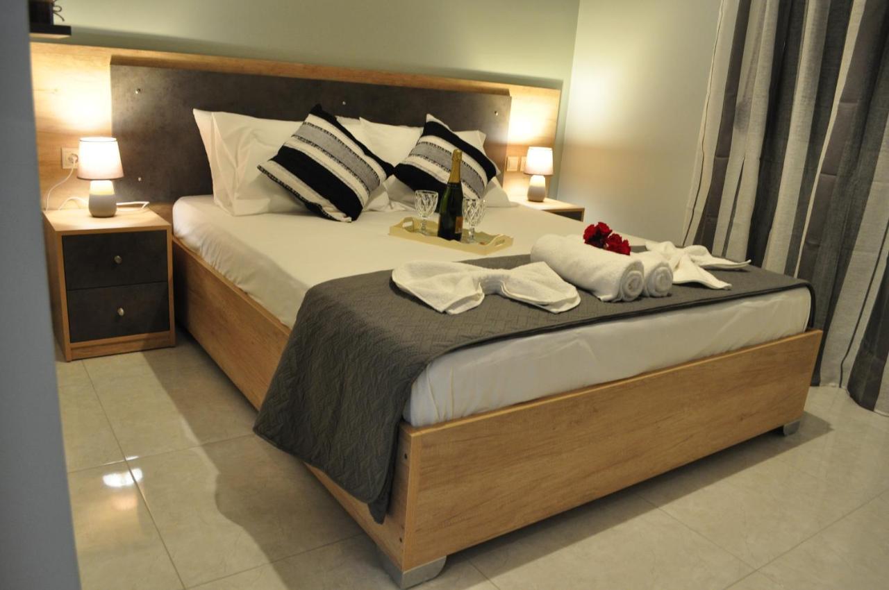 Liri'S Apartments Kalamákion Dış mekan fotoğraf