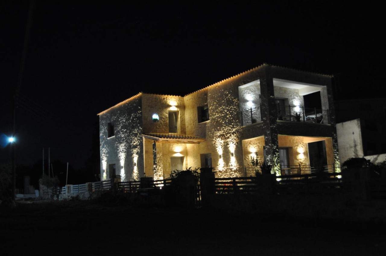 Liri'S Apartments Kalamákion Dış mekan fotoğraf
