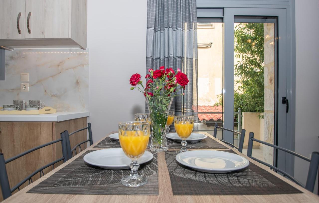 Liri'S Apartments Kalamákion Dış mekan fotoğraf