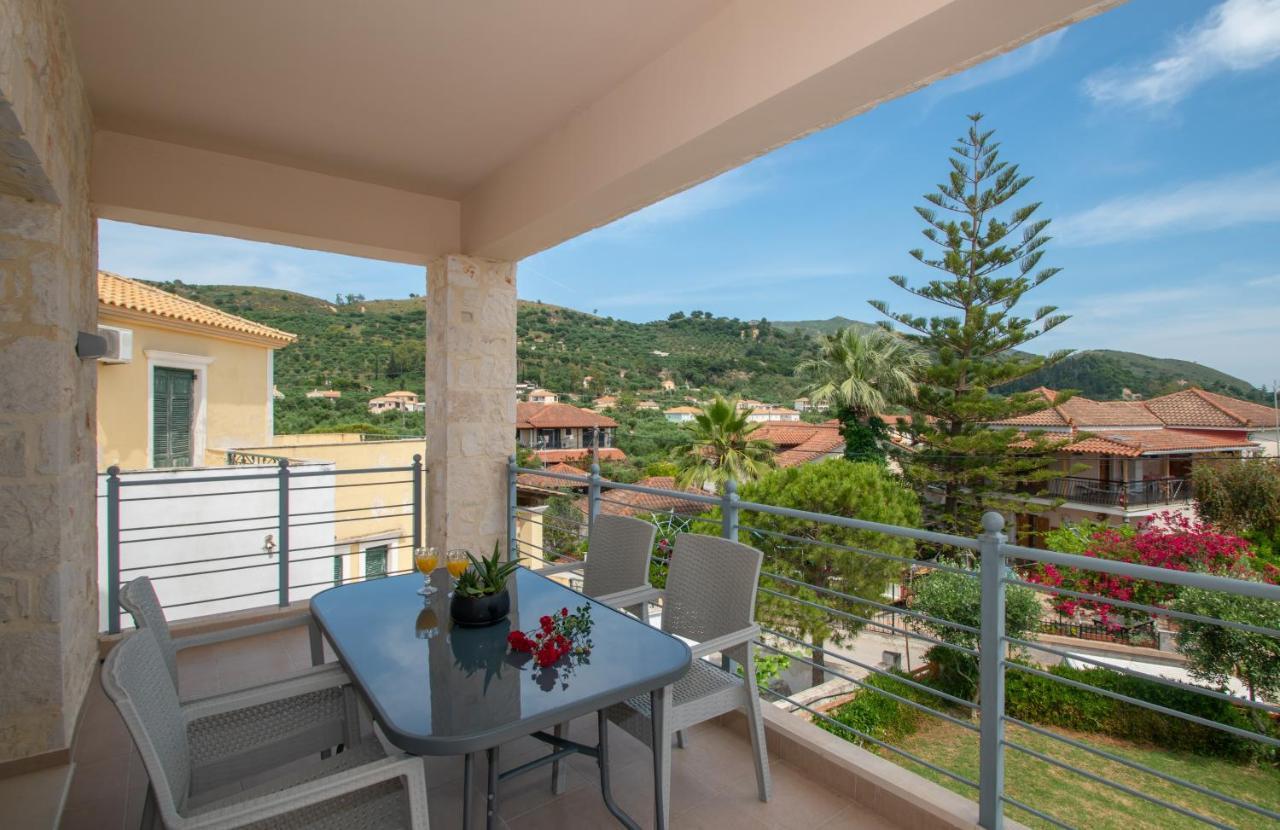 Liri'S Apartments Kalamákion Dış mekan fotoğraf