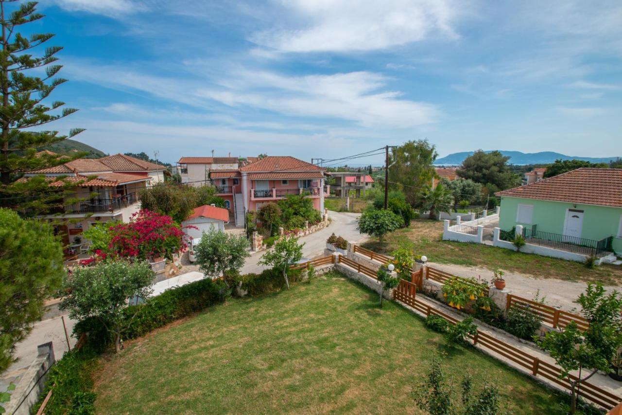 Liri'S Apartments Kalamákion Dış mekan fotoğraf
