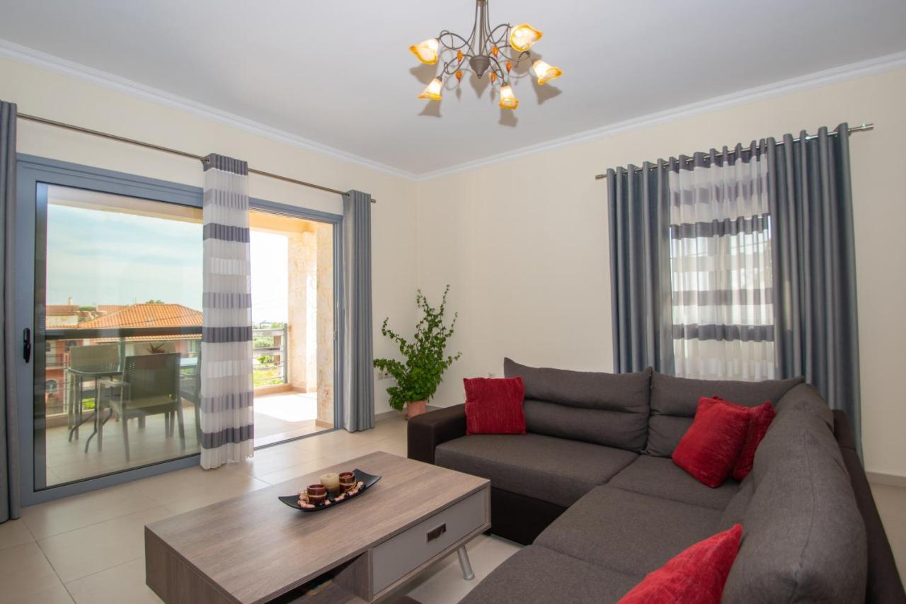 Liri'S Apartments Kalamákion Dış mekan fotoğraf