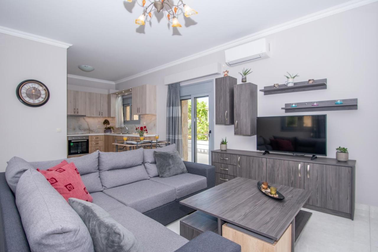 Liri'S Apartments Kalamákion Dış mekan fotoğraf
