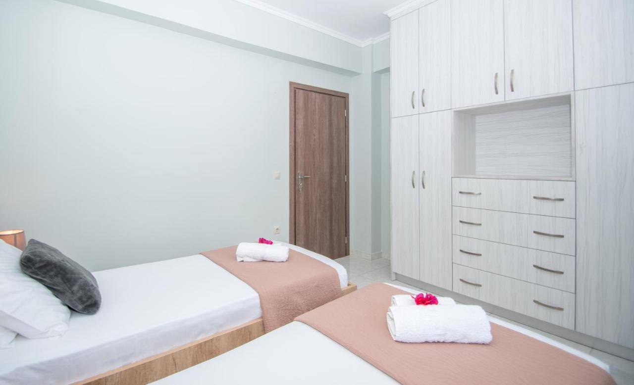 Liri'S Apartments Kalamákion Dış mekan fotoğraf