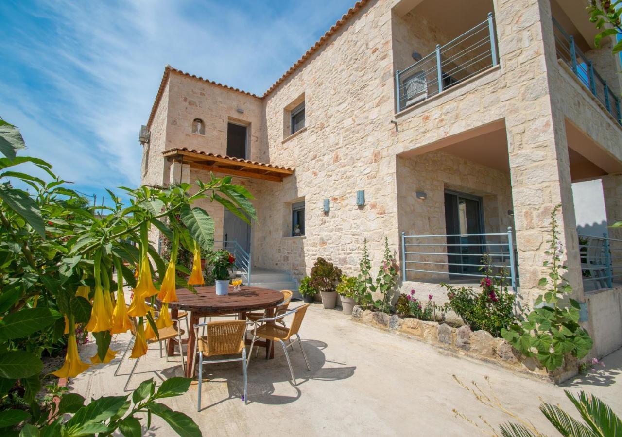 Liri'S Apartments Kalamákion Dış mekan fotoğraf