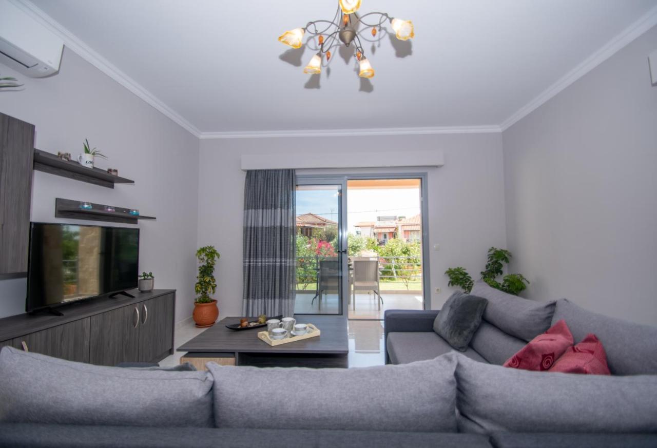 Liri'S Apartments Kalamákion Dış mekan fotoğraf